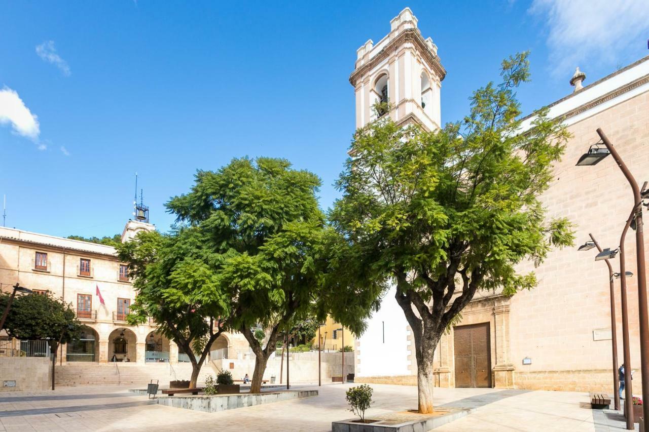 Estudios Ramón Llull Denia Exterior foto