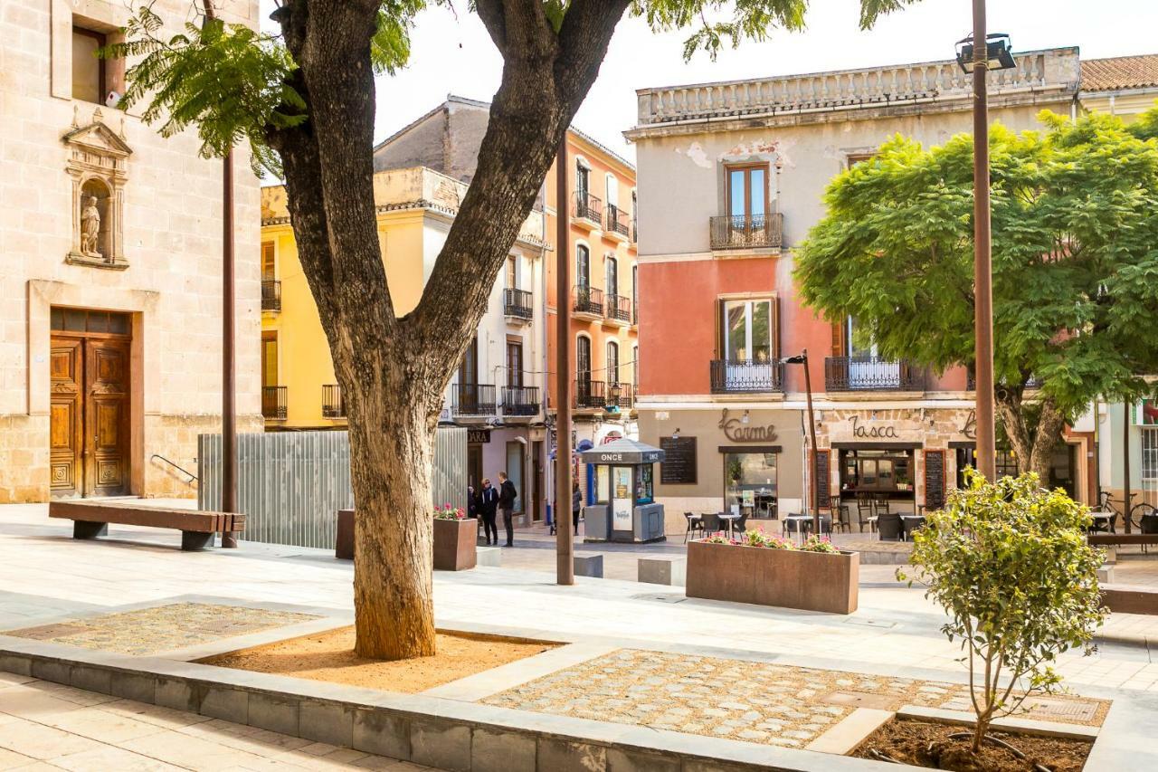 Estudios Ramón Llull Denia Exterior foto