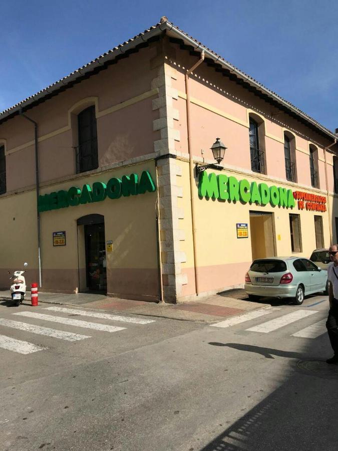 Estudios Ramón Llull Denia Exterior foto